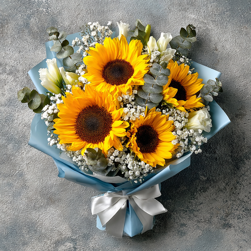 How to write a congratulatory message on a flower basket for a restaurant opening in Petaling Jaya